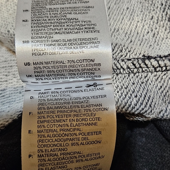 💜Adidas sweater/shirt color gray💕 - Picture 11 of 11